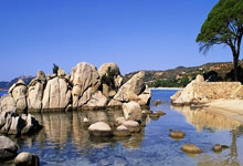 维拉利亚尔客场击败巴拉多利德斯，领先优势扩大